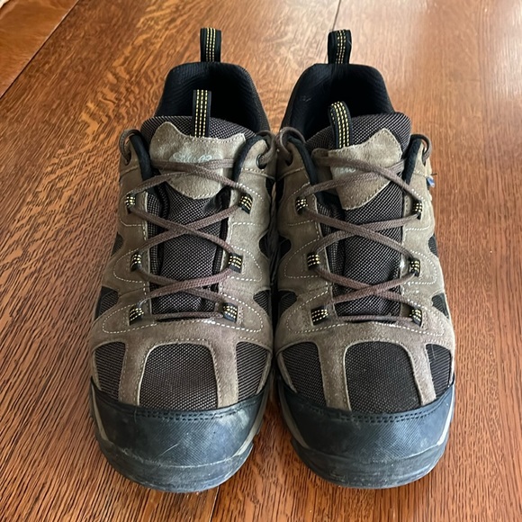 Eddie Bauer hiking shoes - Picture 1 of 4